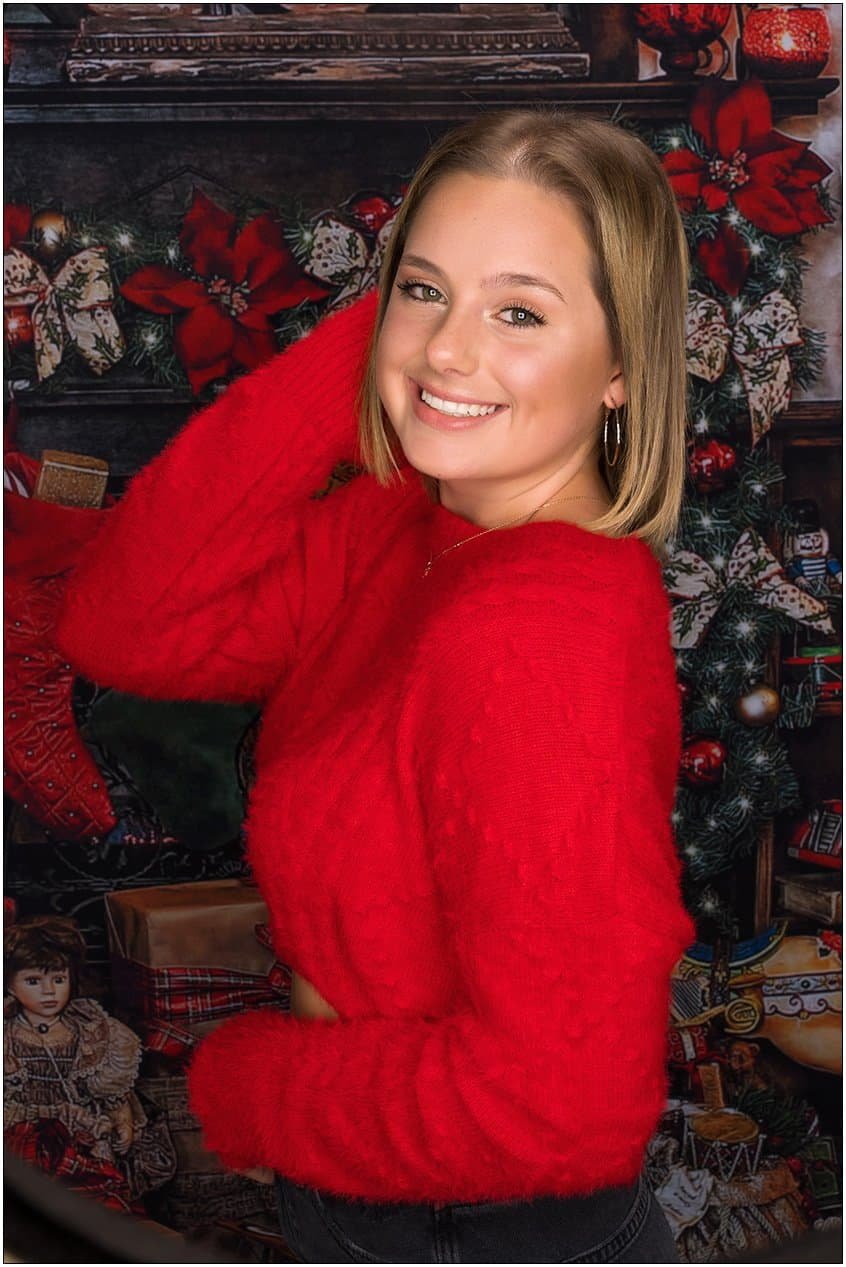 nFocus Photos Crystal Lake Senior Photographer Holiday Shoot x008
