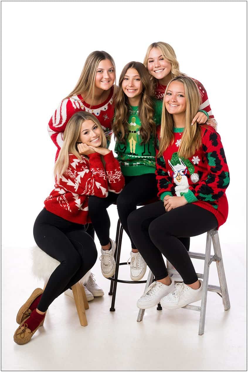 nFocus Photos Crystal Lake Senior Photographer Holiday Shoot x041