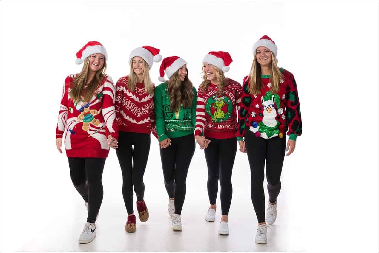 nFocus Photos Crystal Lake Senior Photographer Holiday Shoot x044