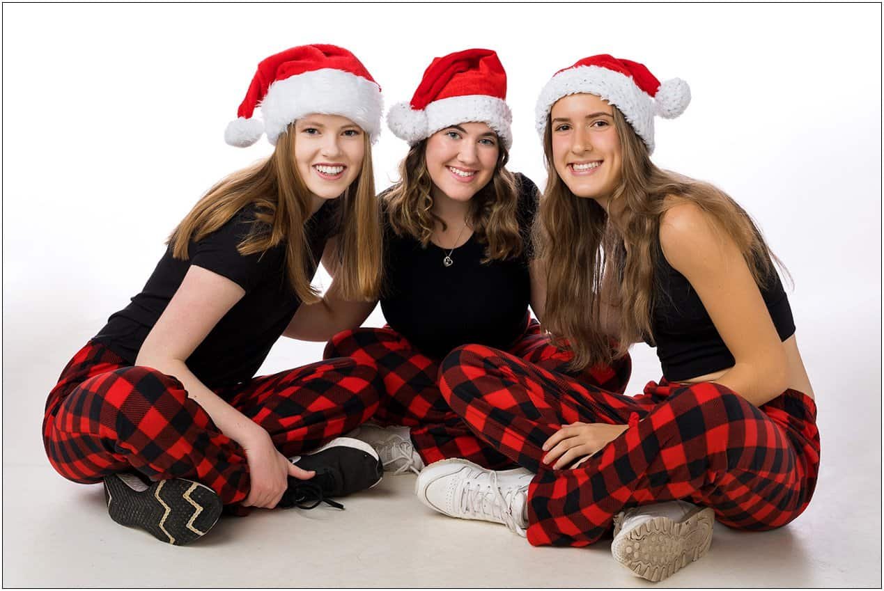 nFocus Photos Crystal Lake Senior Photographer Holiday Shoot x058