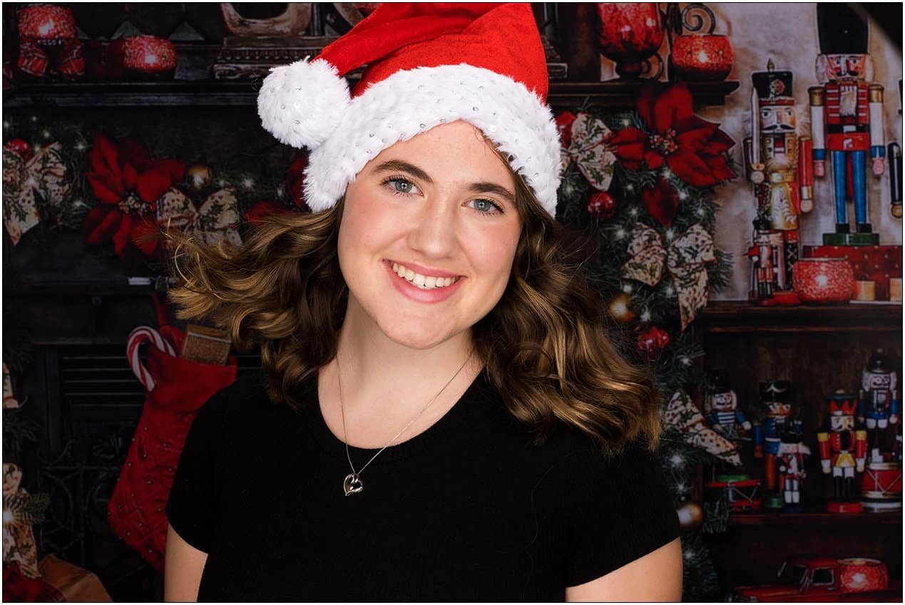 nFocus Photos Crystal Lake Senior Photographer Holiday Shoot x064